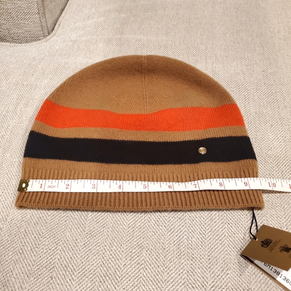 Brand new Burberry beanie hat - Picture 8 of 10